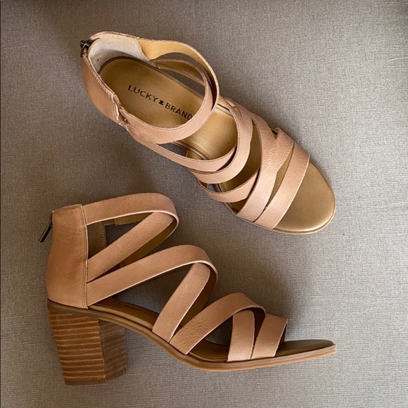 Lucky Brand Kallia Block Heel Strappy Sandals - Picture 2 of 7